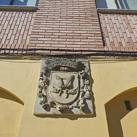 La Botica Del Monasterio Apartment Sahagun Luaran gambar