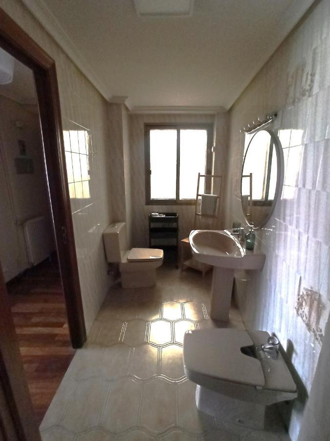 La Botica Del Monasterio Apartment Sahagun Luaran gambar