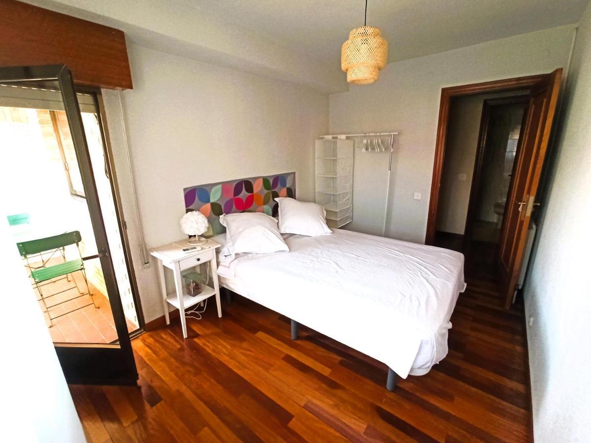 La Botica Del Monasterio Apartment Sahagun Luaran gambar